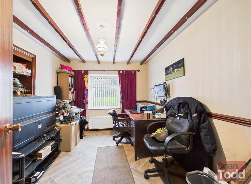 Belfast Road, Larne, BT40 2PH