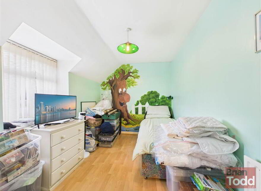 Belfast Road, Larne, BT40 2PH