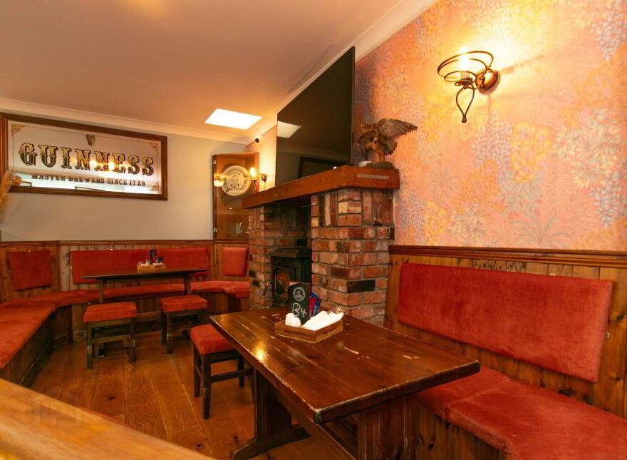 The Royal Bar, Stradone Street, Ballyjamesduff, A82W2K7