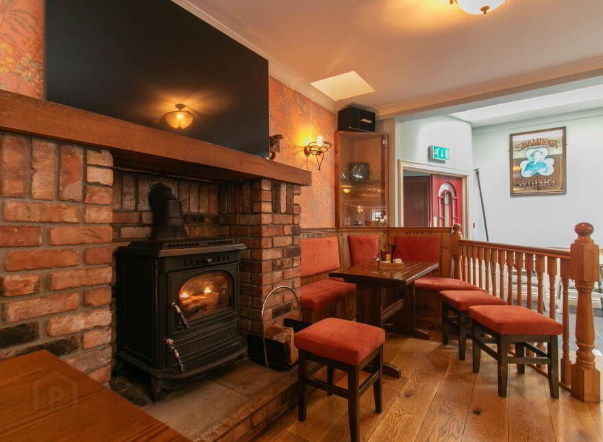 The Royal Bar, Stradone Street, Ballyjamesduff, A82W2K7