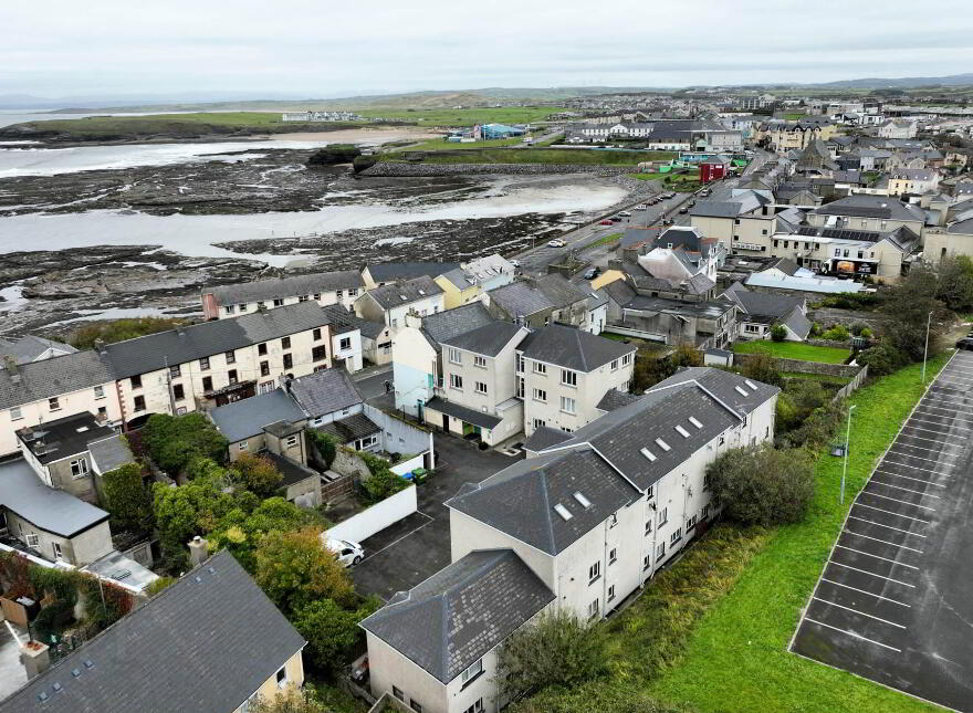Apt 9, Elizabeth Court, West End, Bundoran, F94WD56