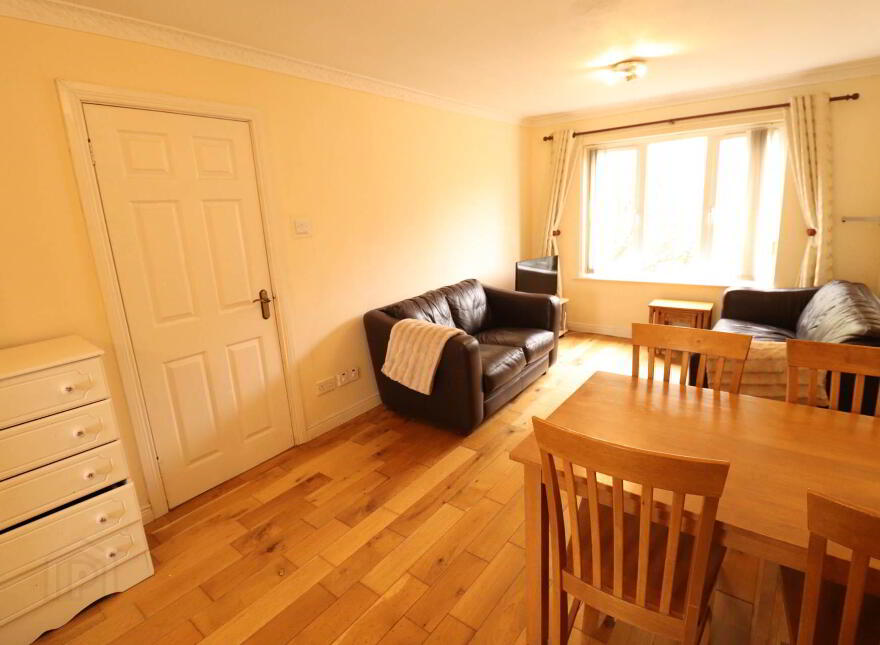 Apt 9, Elizabeth Court, West End, Bundoran, F94WD56