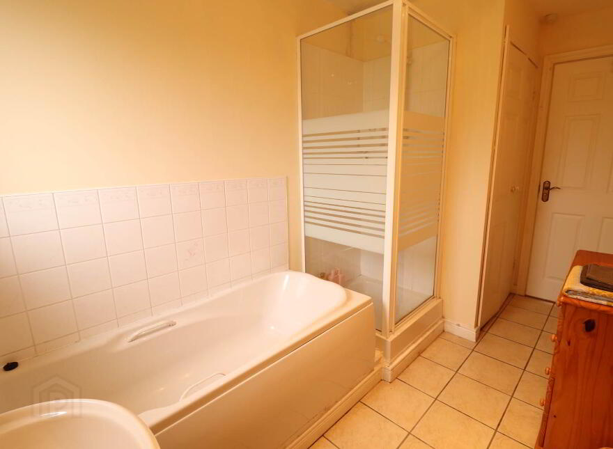 Apt 9, Elizabeth Court, West End, Bundoran, F94WD56