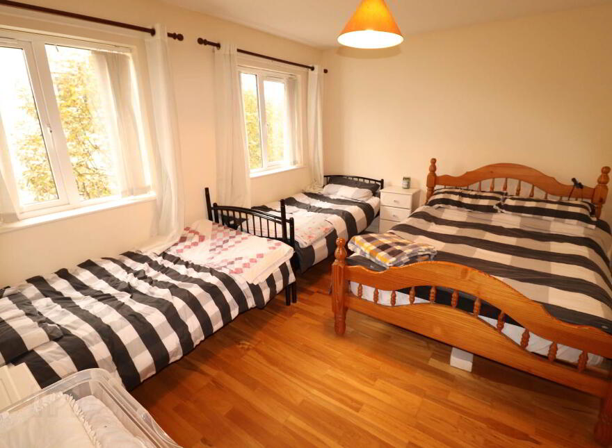 Apt 9, Elizabeth Court, West End, Bundoran, F94WD56