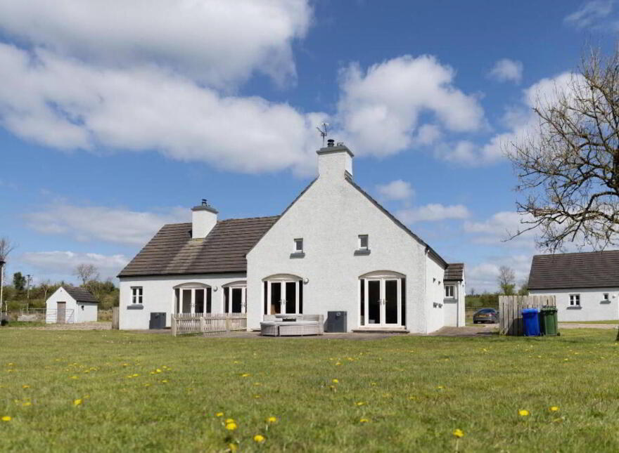 Crehen Cottage, Corraquil Country Cottages, Te, Enniskillen, BT92 9FT