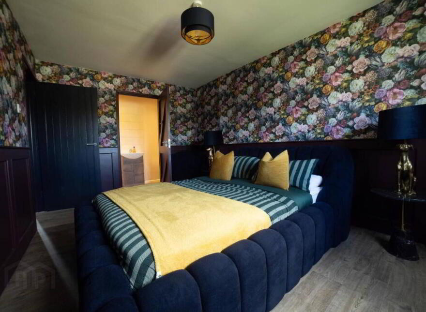 Crehen Cottage, Corraquil Country Cottages, Te, Enniskillen, BT92 9FT