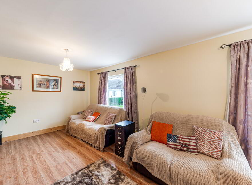 2 St. Tassachs Gardens, Downpatrick, BT30 7JS