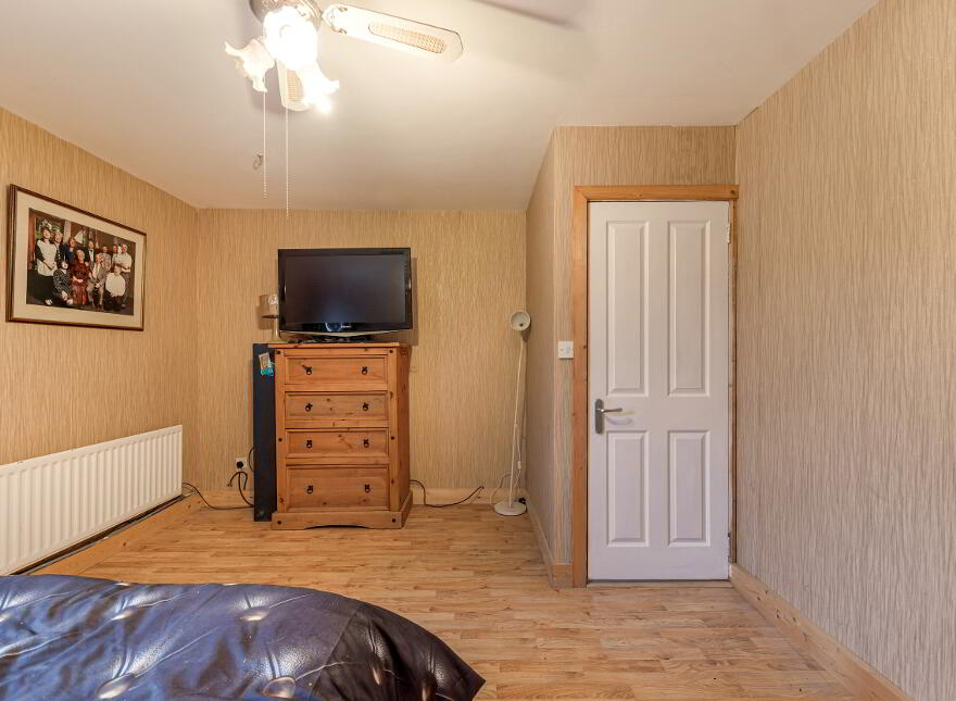 2 St. Tassachs Gardens, Downpatrick, BT30 7JS