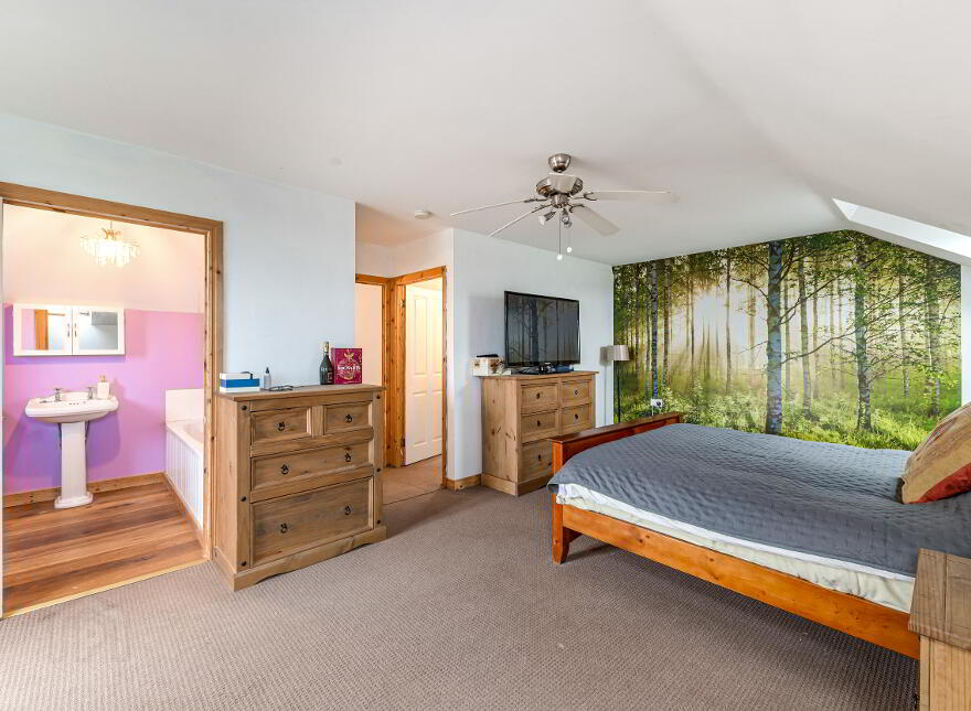2 St. Tassachs Gardens, Downpatrick, BT30 7JS