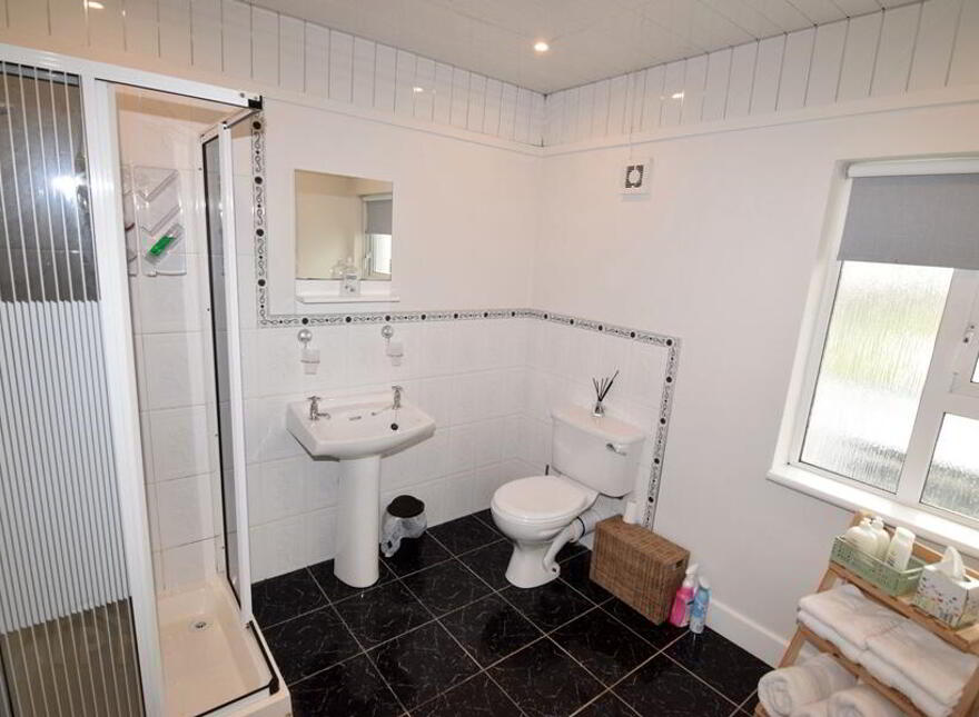 82 Ard Connell, Ardara, F94NXD0
