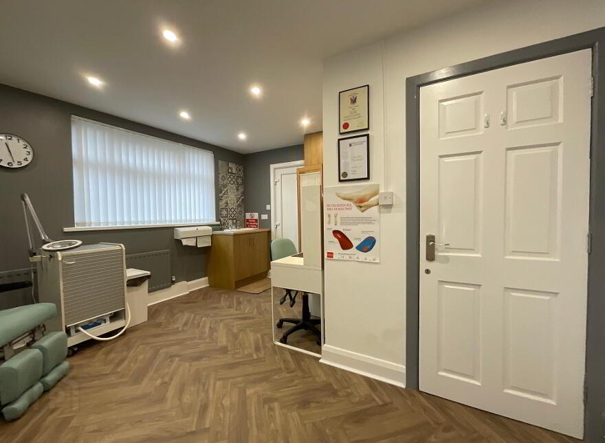 661 Oldpark Road, Belfast, BT14 6QY