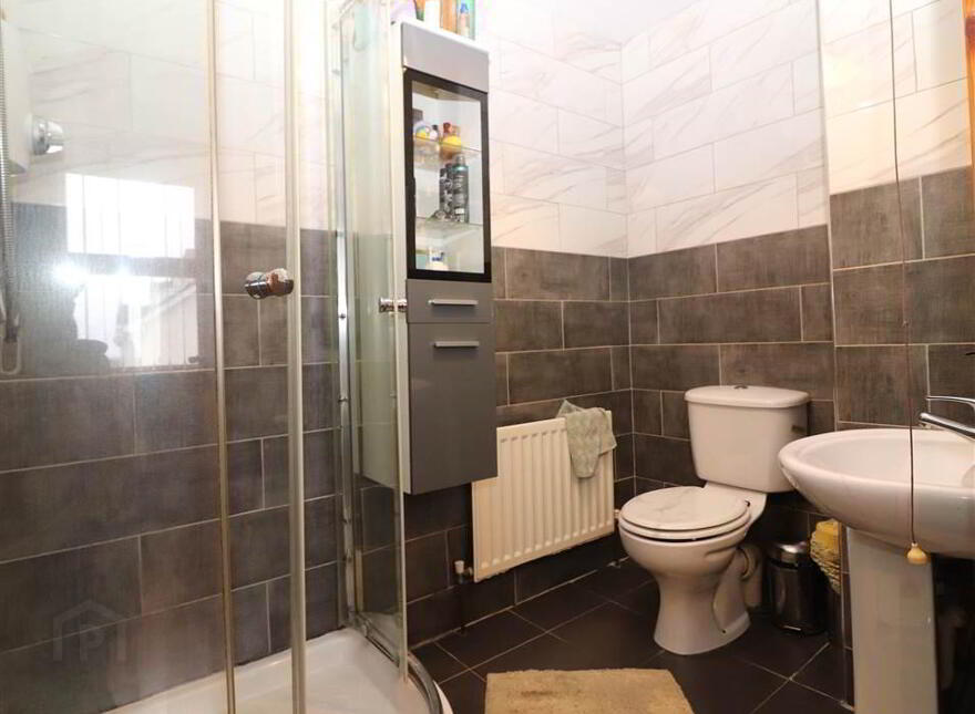 26 Laurel Wood, Lower Ballinderry, Lisburn, BT28 2GQ