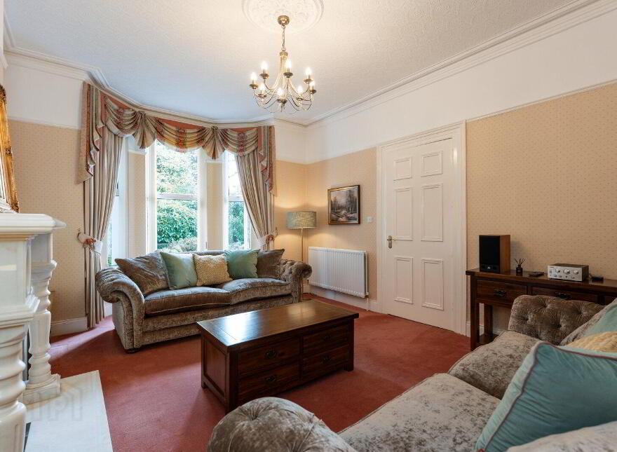 62 Kings Road, Belfast, BT5 6JL