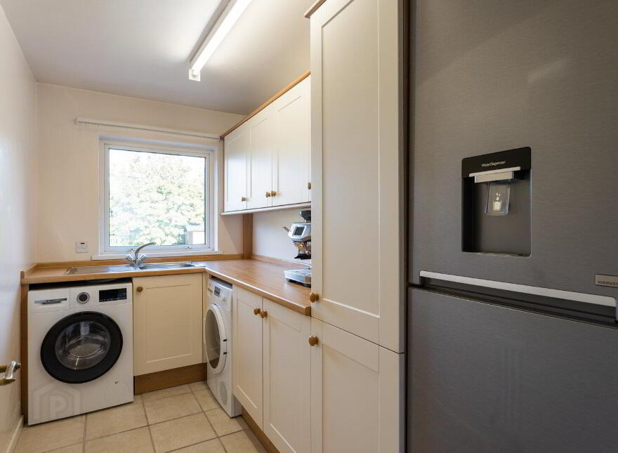 62 Kings Road, Belfast, BT5 6JL