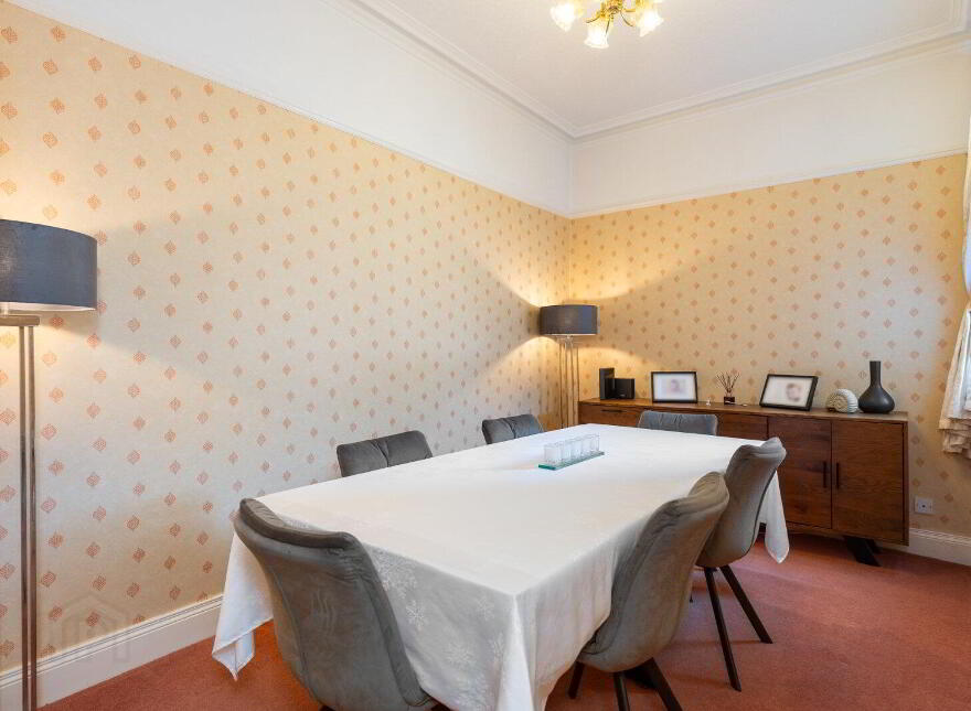 62 Kings Road, Belfast, BT5 6JL