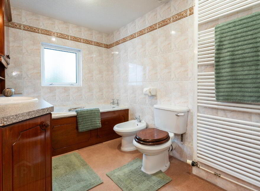 62 Kings Road, Belfast, BT5 6JL