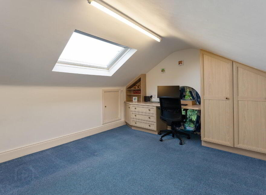 62 Kings Road, Belfast, BT5 6JL