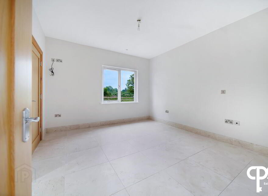 556 Boa Island Road, Enniskillen, BT93 8AE