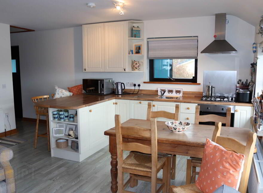 Commercial Property With One Bedroom Apartment, 1-2 Harbour Vie...Rathlin Island, BT54 6TE