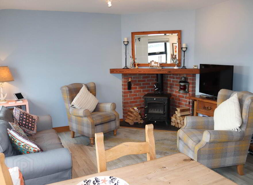 Commercial Property With One Bedroom Apartment, 1-2 Harbour Vie...Rathlin Island, BT54 6TE