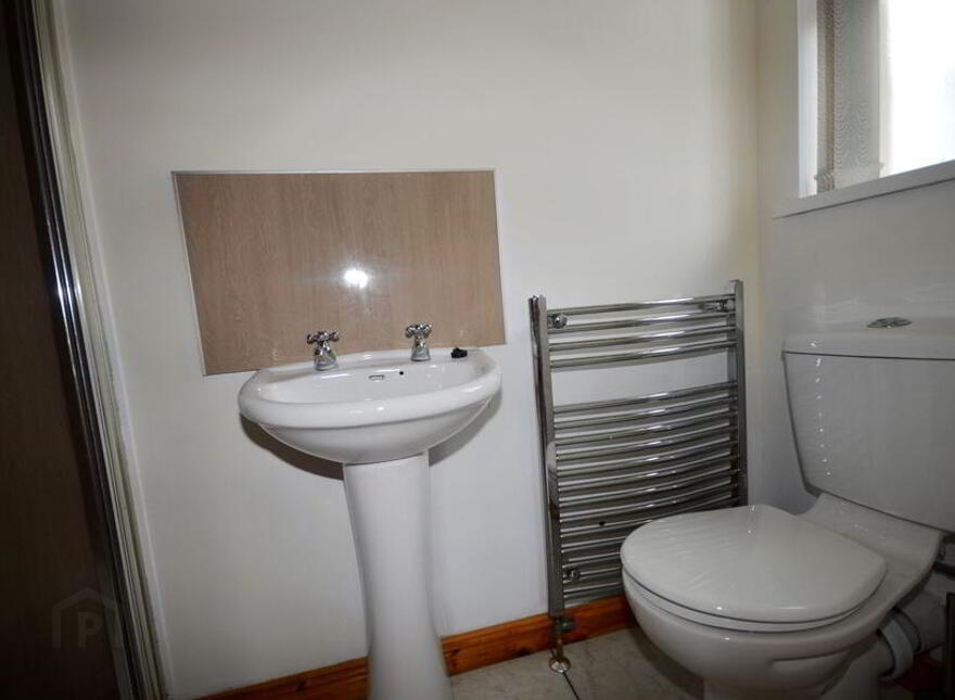 7 Sessiagh Park, Castlefin, F93T3H3