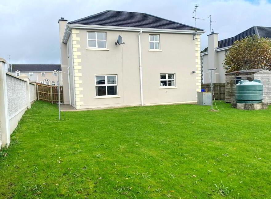 7 Sessiagh Park, Castlefin, F93T3H3