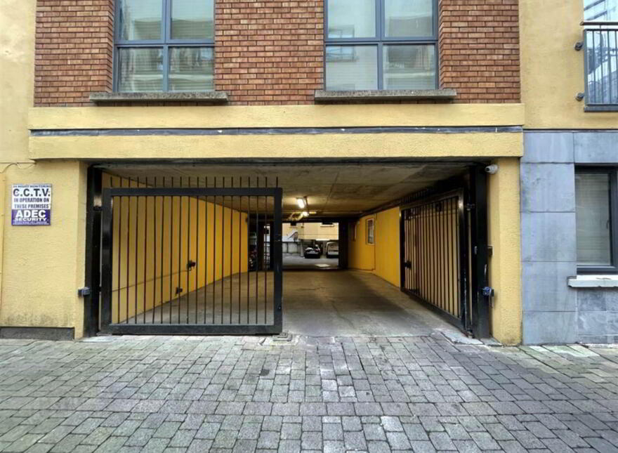 O`connell Court, Waterford, A00B000