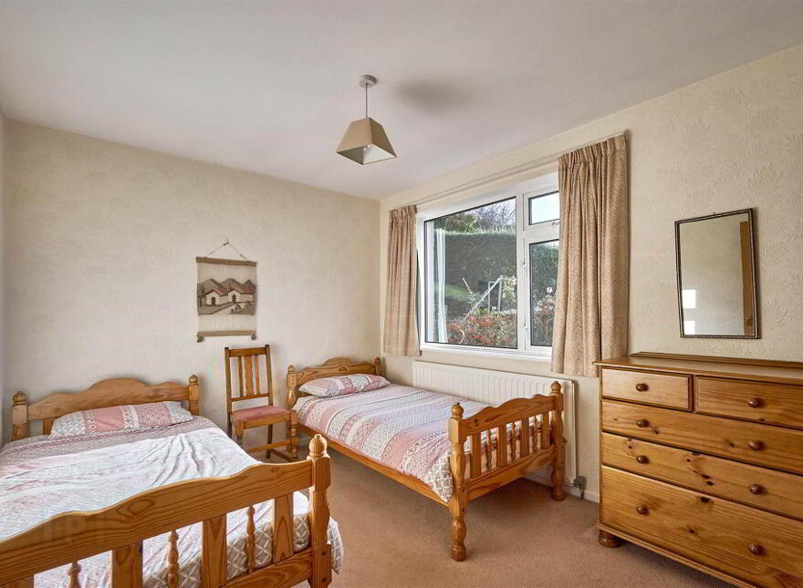 12 Strathleven Park, Holywood, BT18 0NJ