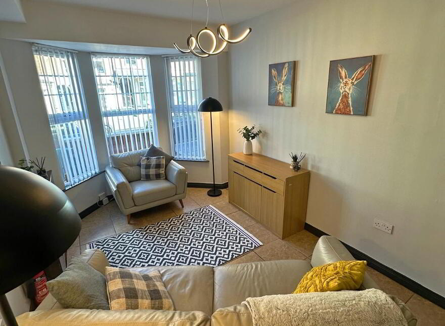 Melrose St, Belfast, BT9 7DN