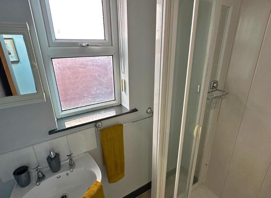 Melrose St, Belfast, BT9 7DN