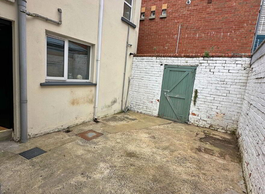 Haywood Ave, Belfast, BT7 3EU