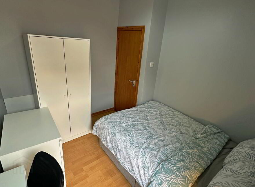 Haywood Ave, Belfast, BT7 3EU