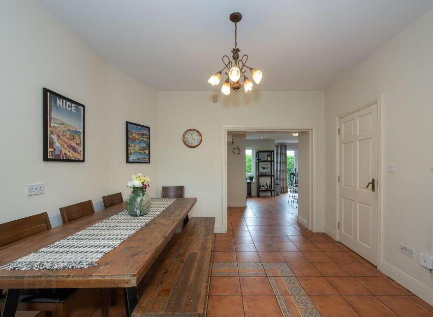 Evora, Togher Road, The Lough, T12Y8C8