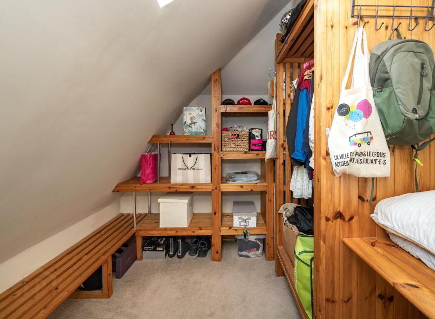 Evora, Togher Road, The Lough, T12Y8C8