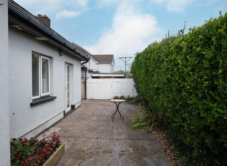 Evora, Togher Road, The Lough, T12Y8C8