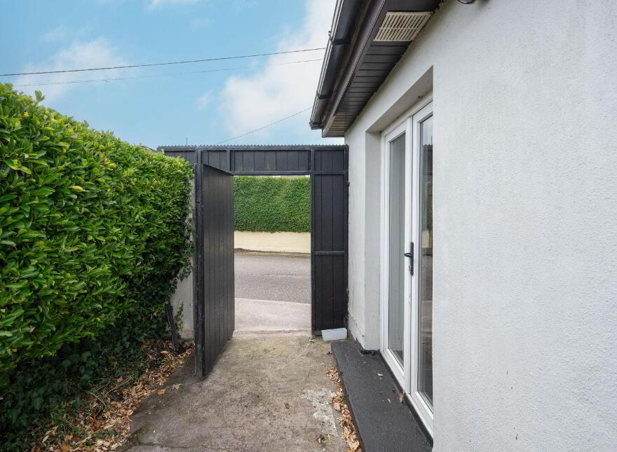 Evora, Togher Road, The Lough, T12Y8C8