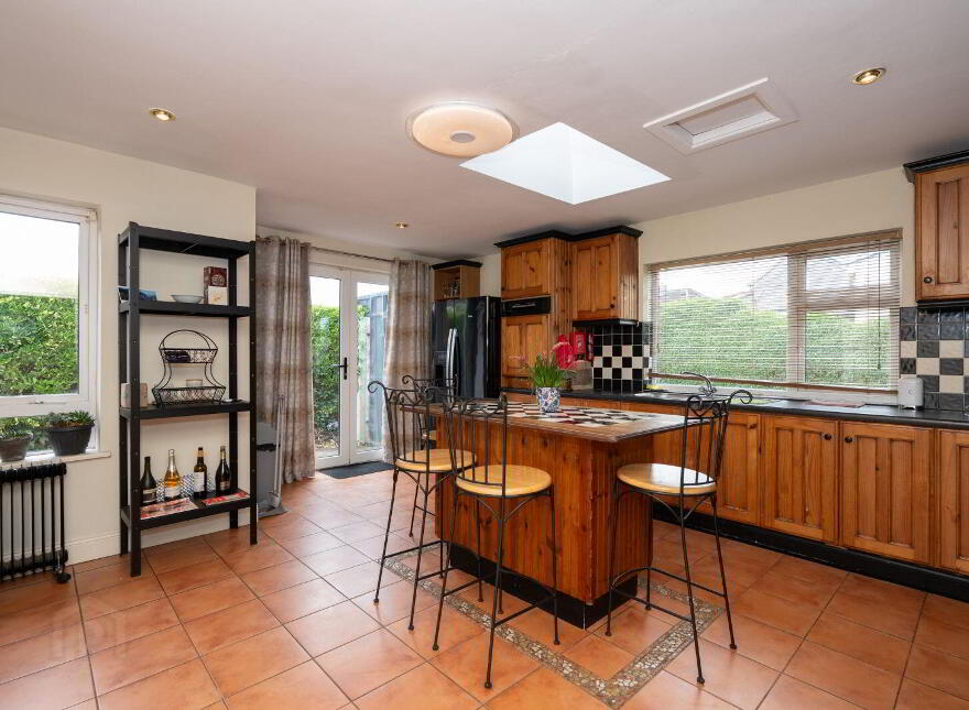 Evora, Togher Road, The Lough, T12Y8C8