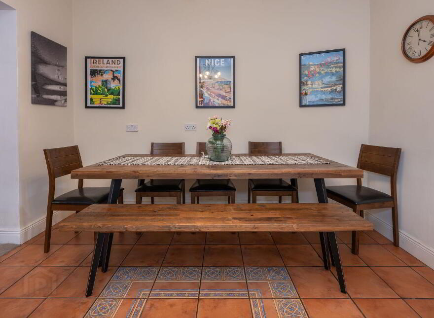 Evora, Togher Road, The Lough, T12Y8C8