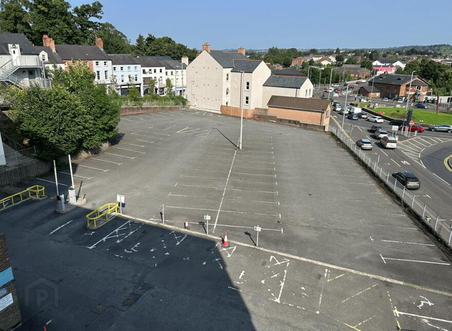 Lisburn Health Centre, 25 Linenhall Street, Lisburn, BT28 1LU