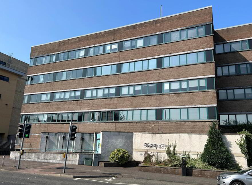 Lisburn Health Centre, 25 Linenhall Street, Lisburn, BT28 1LU