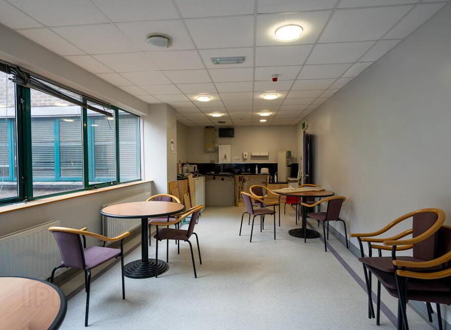 Lisburn Health Centre, 25 Linenhall Street, Lisburn, BT28 1LU