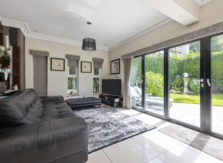 53 Maryville Park, Belfast, BT9 6LP