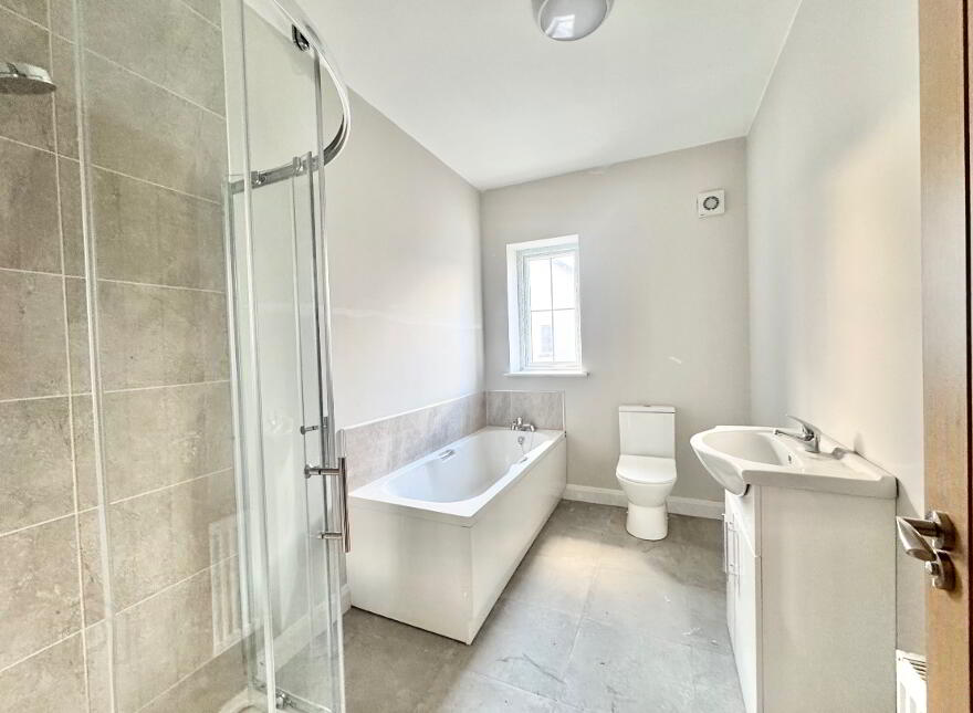 1 Creaghmore Glen, Drumquin, Omagh, BT78 4UH
