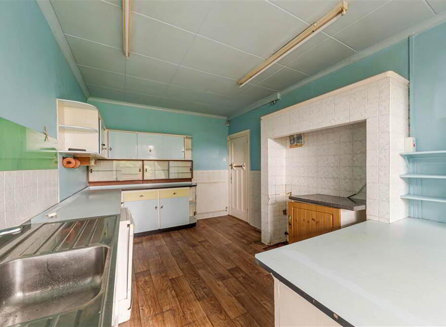 13 Mount Aboo Park, Upper Lisburn Road, Belfast, BT10 0DJ