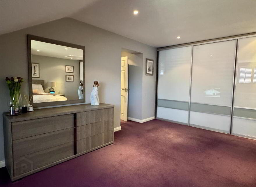 8 Meadow Dale, Jordanstown, Newtownabbey, BT37 0UT