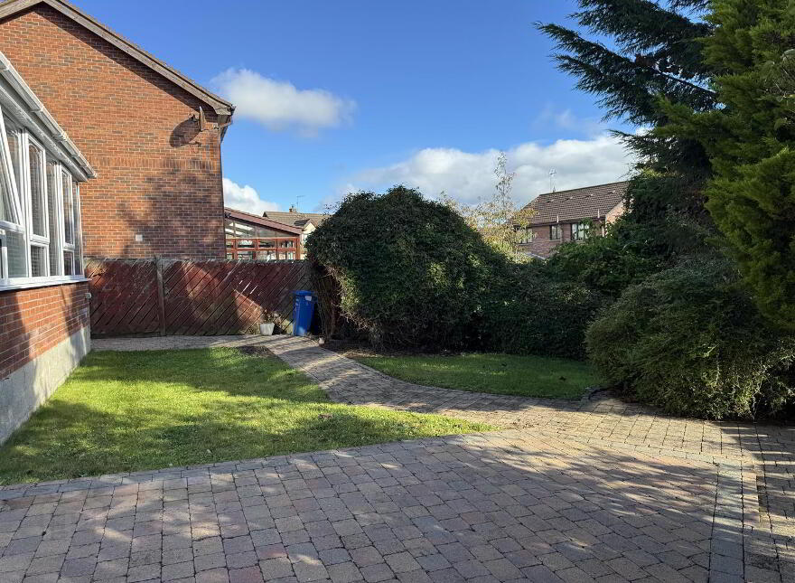 8 Meadow Dale, Jordanstown, Newtownabbey, BT37 0UT