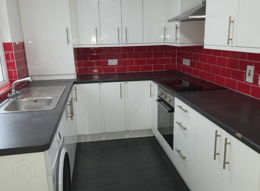 Room's To Let, 68 Tates Avenue, July Start Date, Belfast, BT9 7BY
