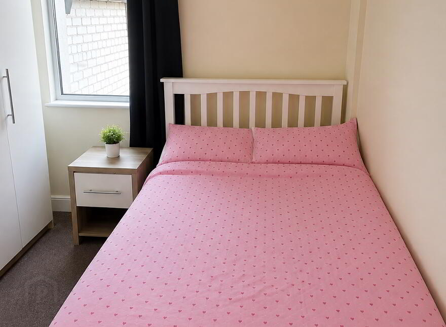 Room's To Let, 68 Tates Avenue, July Start Date, Belfast, BT9 7BY