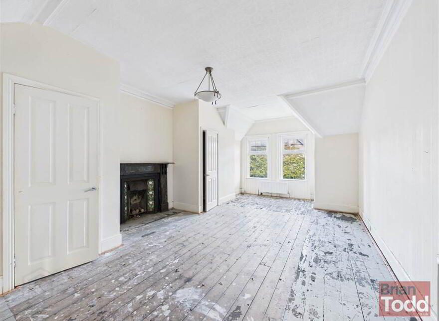 Princes Gardens, Larne, BT40 1RQ