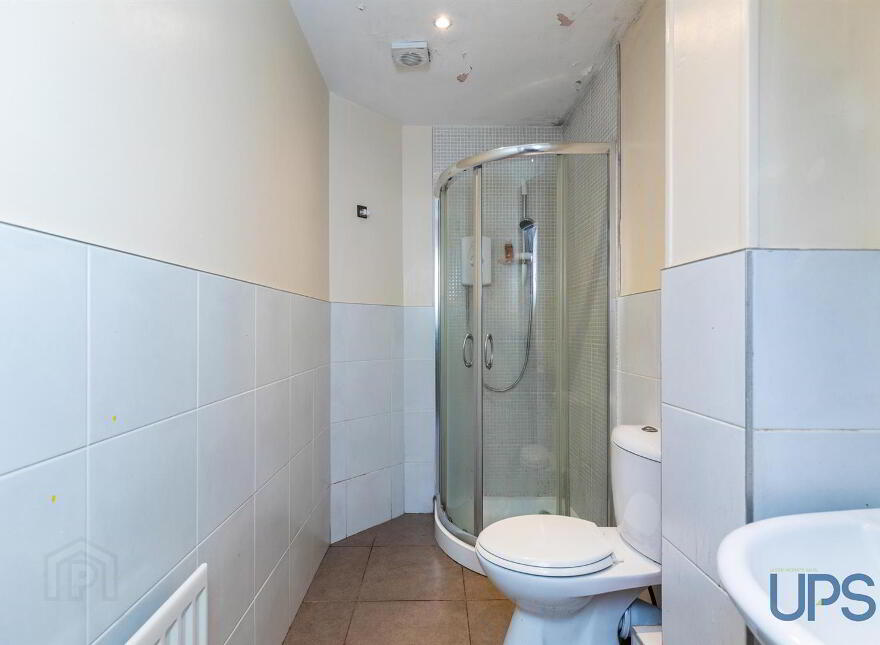 Apt 15 Casement Manor, 91 -93 Andersonstown Road, Belfast, BT11 9BS